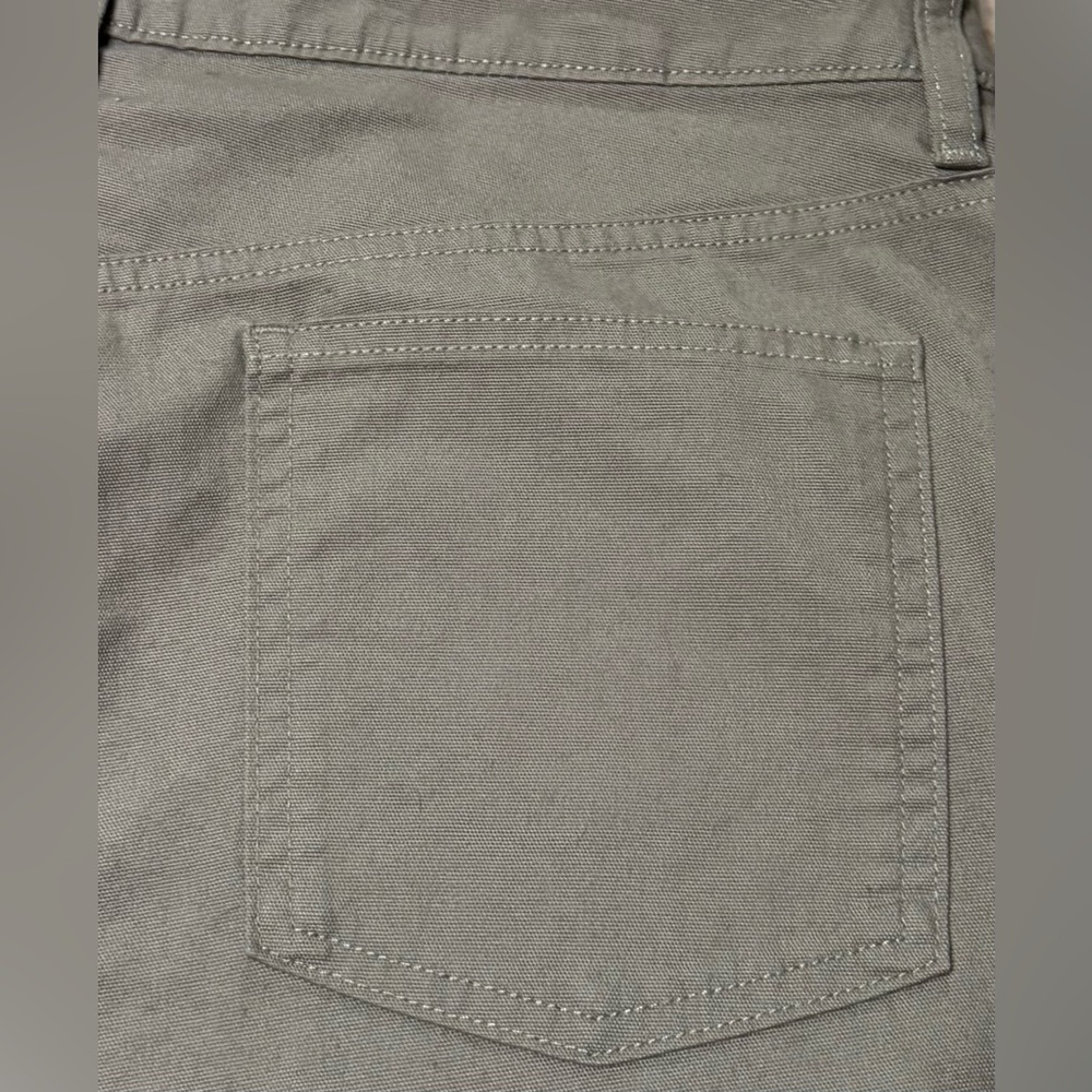 Patagonia Women’s Olive Green Pants, Size 14
97% Organic Cotton NWT - Picture 5 of 13